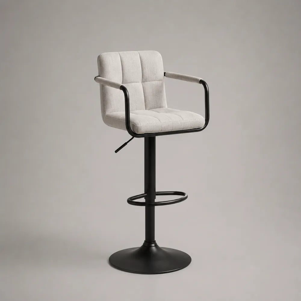 Tabouret de bar réglable avec accoudoirs en polyester beige structure en acier noir base ronde 55 x 53 x 92 à 112 cm